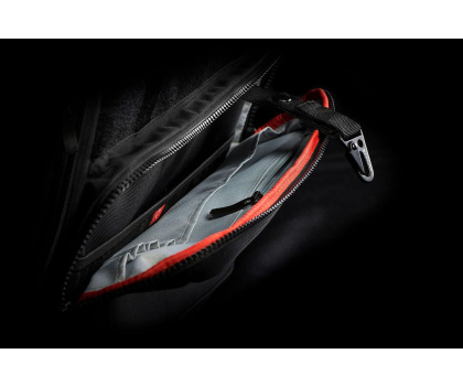 Torba do laptopów Caturix CUMBATTANT 17.3" 38L